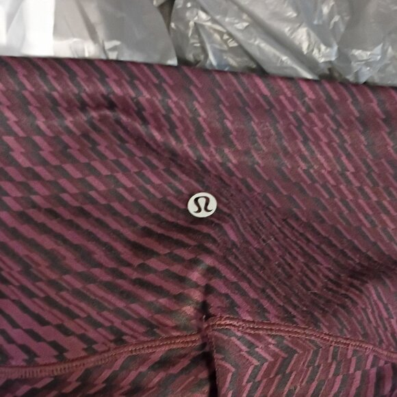 Lululemon Wunder Under Hi-Rise Tight (Full-On Luxtreme) – Warped Wine Black - Picture 1 of 4